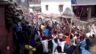 ਇਹਨਾ ਪਤੰਦਰਾ ਦੀ  ਲੜਾਈ ਨੇ ਤਾ ਮਹਾ…