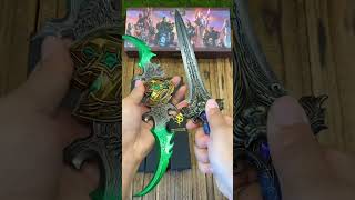 WoW Mini Weapons: A Full Colle…